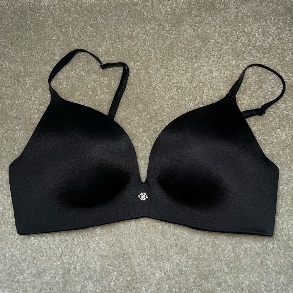 Victorias Secret Wireless Push-up Bra